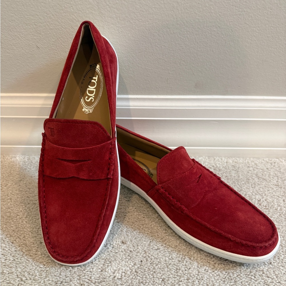 Tod's Men's Red Suede Gommino Driving Loafers - Made in Italy - Size 8.5